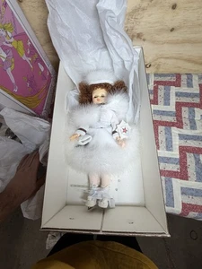 Casa Real de Muñecas, 1989 patinaje sobre hielo Tiffany - Imagen 1 de 10