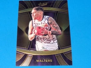 2025 SELECT FOOTY STARS LUMINOUS SUPERSTARS LS37 FREMANTLE MICHAEL WALTERS #068 - Picture 1 of 3