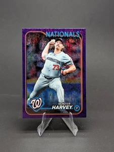 Serie de actualización Topps 2024 - Hunter Harvey #US101 púrpura Holo Foilboard/799 - Imagen 1 de 2