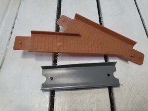 Hot Wheels Mario Kart Circuit Track Replacement Part Brown Support & 5" gray - Picture 1 of 2