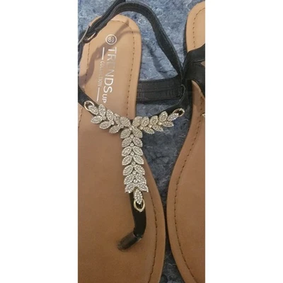 Trends -Up Collections Deco tops Sandles Size 8.5 - Image 1 of 4