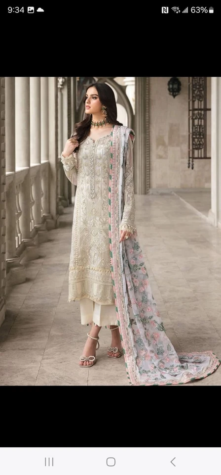 Nuevo Stich, Talla Mediana Marca Paquistaní Estilo Gulal y Charizma Marca Foto 1 de 1