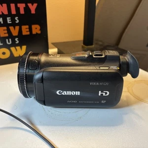 Canon VIXIA HF G20 HD Handheld Camcorder. TESTED WORKS Comes W/ Extra battery - Picture 1 of 6