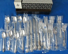 International Deep Silver COUNTESS 20 Piece Service for 4- New Old Stock!