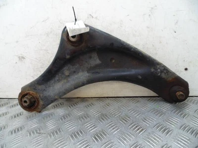 Brazo de control inferior delantero O/S conductor derecho Nissan Juke MK1 F15 1,5 diésel 2014-19B Foto 1 de 4