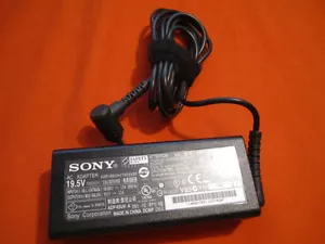 Sony VGP-AC19V48 65W AC Adapter FOR VPCCW17FX, VPCCW17FX/B, VPCCW17FX/P - Foto 1 di 6