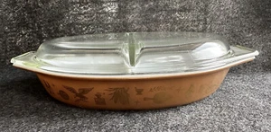 Vintage PYREX oro marrone primi americani 1-1/2 qt. Casseruola divisa con coperchio - Foto 1 di 24