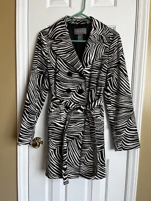 Ann Taylor, Abrigo para Mujer 3/4, Doble Pecho, Cinturón, Estampado de Cebra, Talla Grande Foto 1 de 4