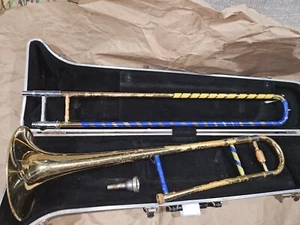 Blessing Scholastic Trombone with Case & Mouthpiece. USA. Good condition - Picture 1 of 16