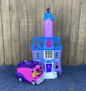 Disney Jr. Vampirina Scare B&B Doll Play House Mansion Castle Playset House - Picture 1 of 1