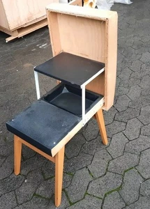 Bonito y antiguo taburete plegable con escalera, robusto y VINTAGE - Imagen 1 de 12