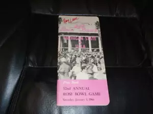 RARA GUIDA MEDIA CALCIO ROSE BOWL 1966 MICHIGAN STATE UCLA EX-MINT - Foto 1 di 2