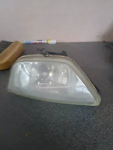 Ford Focus Right Driver O/S Fog Light Lamp MK1 1998-2005↔ - Picture 1 of 2