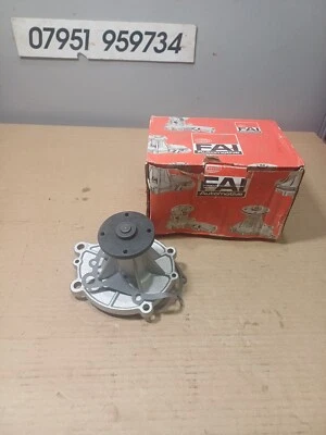 Bomba de agua FAI Nissan Blue Bird  Foto 1 de 4