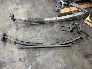 2020 GMC Sierra 2500 Rear Leaf Springs Leafsprings OEM 5 Bar 100k miles - Picture 1 of 6