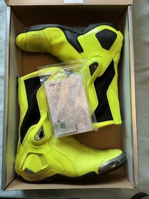 Botas Dainese Torque 3 Out Hombre EU 46 Amarillo Fluo Foto 1 de 4