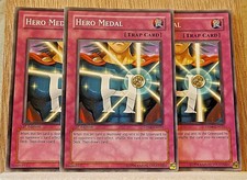 Yugioh DP06-EN021 Hero Medal common 1st Edition playset x3 cards