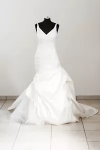 Cosmobella Brautkleid '7530' Schnürung Taft ivory / creme Gr. 36 - Bild 1 von 4