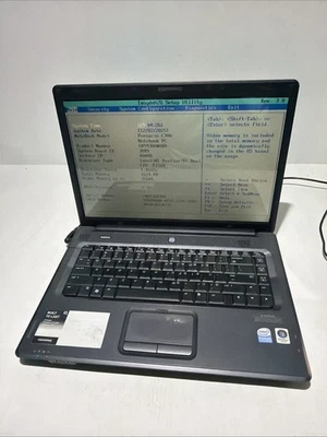 Portátil Compaq Presario C700 15" Intel Pentium T2310 1 GB Ram Sin unidades Botas Bios Foto 1 de 4