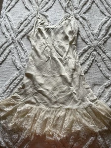 Sabbi Mini Lace Slip Dress - Cream Sz XS - Picture 1 of 5