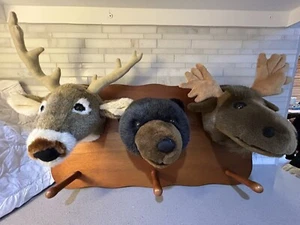 Appendiabiti da parete animale 3 ganci cappelliera finto cervo orso alce peluche trofeo teste 23”x12” - Foto 1 di 3
