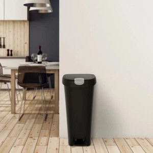12 Gallon Trash Can Plastic Slim Lockable Locking Lid Step on Large Kitchen New - Picture 1 of 9