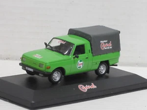 Wartburg 353 Trans Pick-Up "Castrol" Verde 1:43 IXO con Vitrina Foxtoys - Imagen 1 de 5