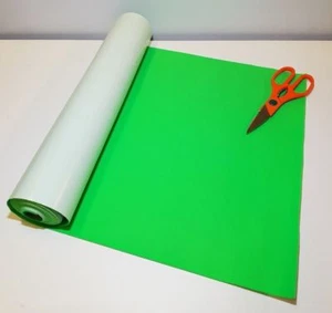 1 mtr x 450mm wide roll of SB GREEN STICKY BACK SELF ADHESIVE FELT / BAIZE - Picture 1 of 1