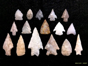 16 punte di freccia Texas centrale, manufatti indiani preistorici *SPEDIZIONE GRATUITA* 33X - Foto 1 di 4