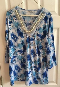 SUSAN GRAVER 3/4 Slv Blues Gray Embellished U Neck Knit Top Sz M NWOT - Picture 1 of 8