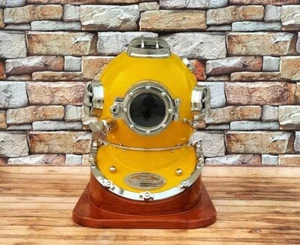Casco de buceo Mark V de la Marina de los Estados Unidos - Casco de buceo en alta mar - Amarillo Marina Marina - Imagen 1 de 7