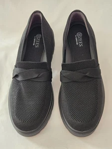 Bzees Muse Bow Chunky Loafers, Black Women's Size 7.5 New, Lug Sole Slip on - Picture 1 of 8