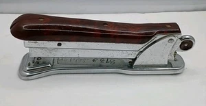 Vintage Ace Liner 502 Stapler Brown w/ Staple Sleeve inside Stapler - Picture 1 of 9