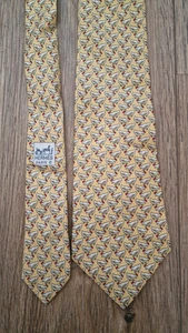 Corbata HERMES 5180 IA Paris Vintage 100% seda oro amarillo gallo gallos y granos - Imagen 1 de 5