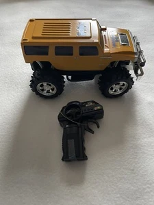 2001 :RARE" HUMMER-H2 SUV "CONCEPT" 9" RADIO CONTROL BIG WHEEL TRUCK - Picture 1 of 5