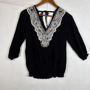 White House Black Market Seidentop XXS schwarz Bluse bestickt V-Ausschnitt & Rücken - Bild 1 von 7