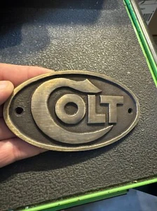 "Letrero de placa de armas de fuego Colt vaquero Wyatt Earp rancho pistola coleccionista 1/4"" grueso LATÓN" - Imagen 1 de 16