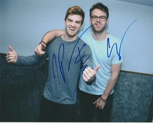 THE CHAINSMOKERS GROUP SIGNED 8X10 PHOTO COA ANDREW TAGGART & ALEX PALL BAND - Picture 1 of 1