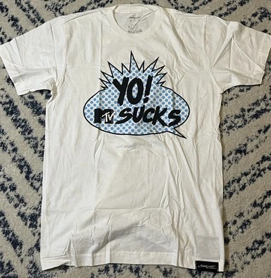 Camiseta Vintage MadGods Bomb Y2K Blanca Mediana Yo! MTV Sucks” Diseño Retro Años 80 Foto 1 de 4