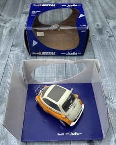 1:18 Revell 1961 BMW Isetta 250 Two-Tone Orange & Cream Diecast Bubble Car Boxed - Picture 1 of 24