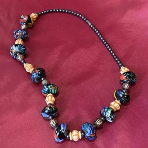 Handwerkliche Glasperlen Halskette in lebendigen Wirbeln - 21" Statement Schmuck - Bild 1 von 9