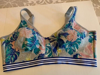 NUEVO Sujetador Lane Bryant Cacique Sin Forro Sin Alambres 42DDD Gris Estampado Hawaiano Foto 1 de 4