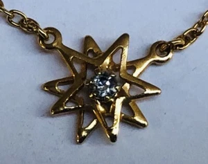 Tammy jewels Cute 15 inch Gold Tone Star Charm Necklace - Picture 1 of 4