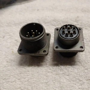 Amphenol Industrial - Circular Connector, Receptacle, 10 pin, part MS3102R18-1P - Picture 1 of 6