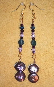 Pendientes artesanales hechos a mano con perlas de agua dulce y cuentas de piedras preciosas naturales - Imagen 1 de 1