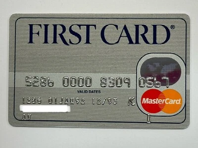 Tarjeta de crédito First Card MasterCard▪️FCC National Bank▪️1993 Exp▪️Solo coleccionable Foto 1 de 2