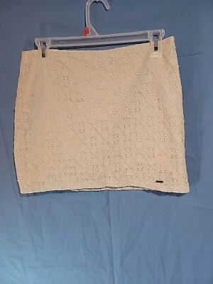 White Mini Skirt Crochet Lace Size 5  Adorable on You  Hollister by Abercrombie  - Image 1 of 4