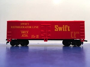 HO Scale “Swift Refrigerator Lines” 40' Reefer Box Car / SRLX 6714 #4 - Picture 1 of 12