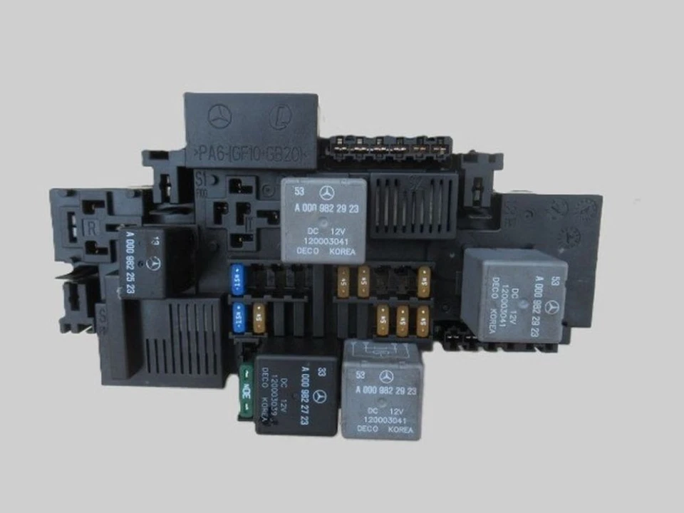 MERCEDES-BENZ C-KLASSE T-MODEL (S205) C 200 Sicherungskasten SAM Modul - Bild 1 von 4