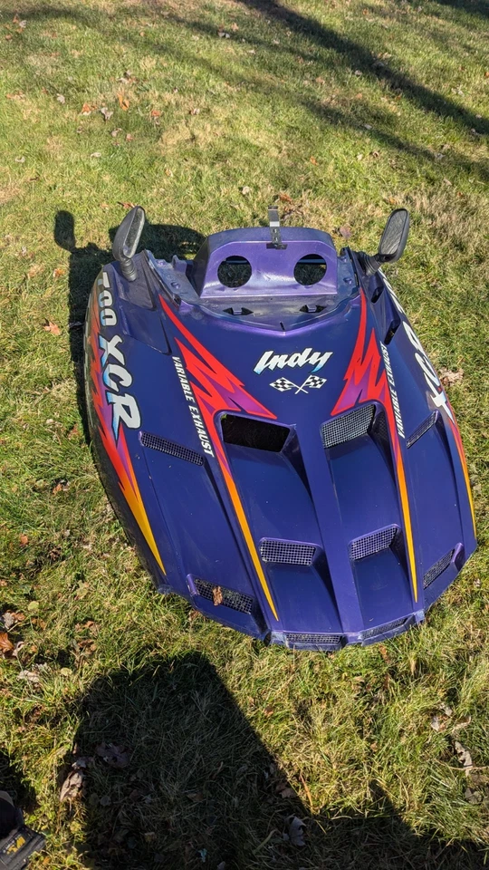 Capucha Polaris XCR 700 y 800 Foto 1 de 2